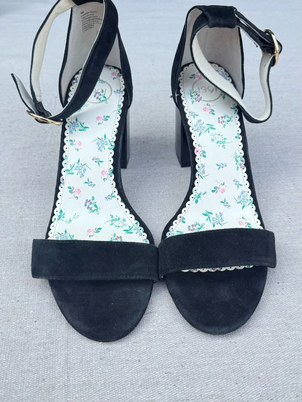 1901 chic black